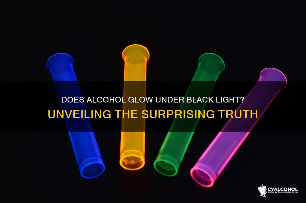 does alcohol glow under black light