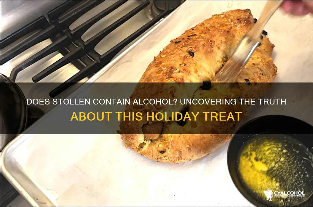 does stollen have alcohol