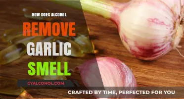 Alcohol's Power: Eliminating Garlic Odor with a Simple Trick