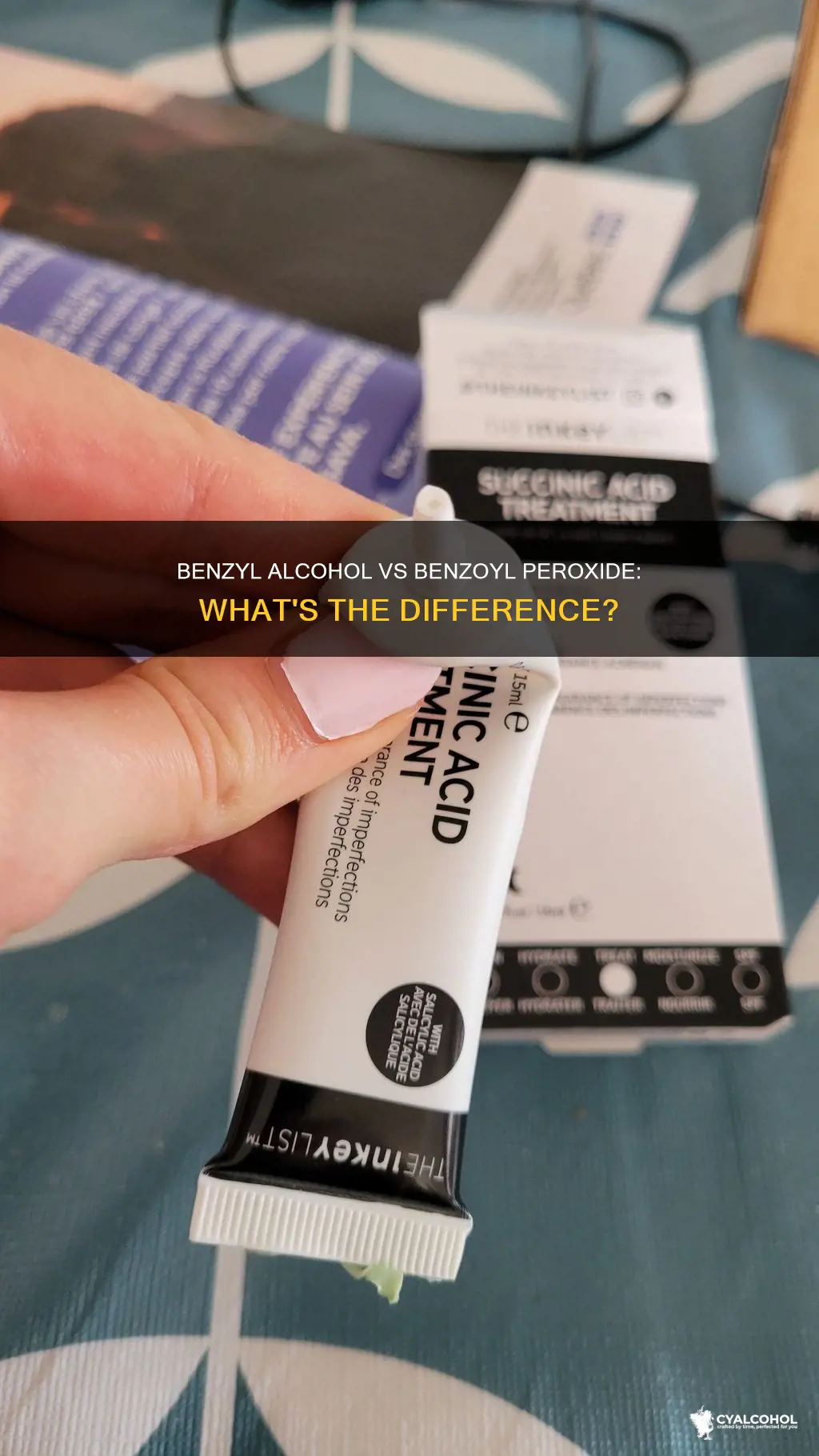 is benzyl alcohol the same as benzoyl peroxide for face
