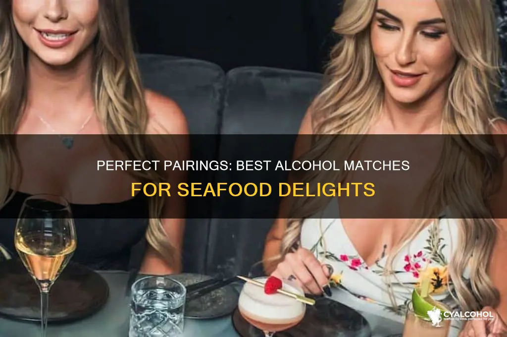 what alcohol goes best with seafood