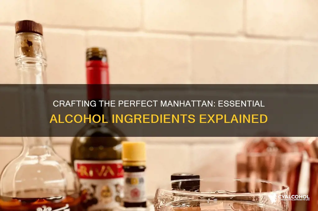what alcohol goes in a manhattan