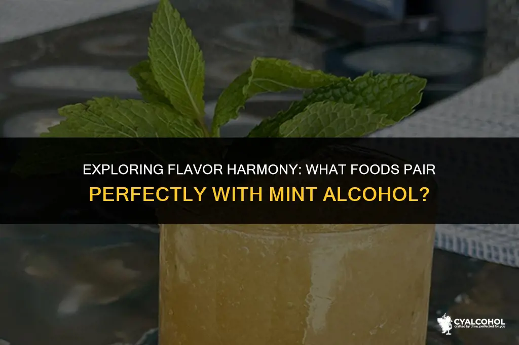what does mint alcohol pair with