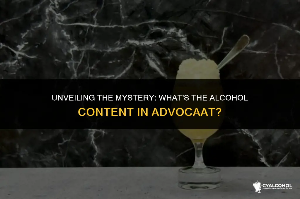 what is the alcohol in advocaat