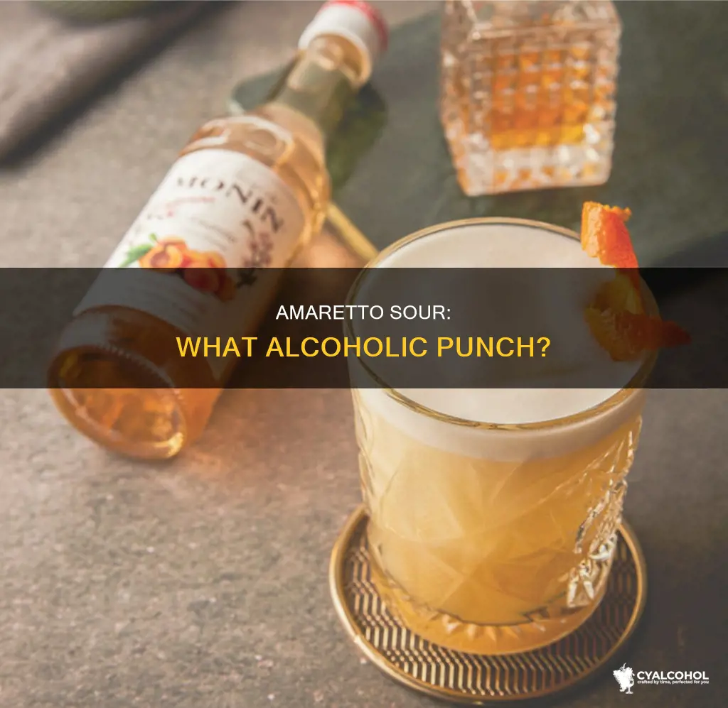 what kind of alcohol is in an amaretto sour
